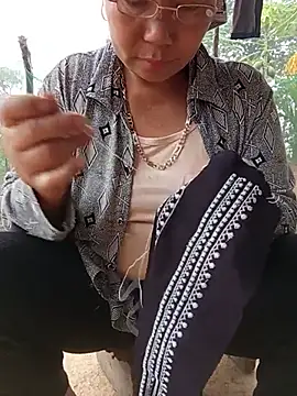 Bella-Camel's Live XXX Chat