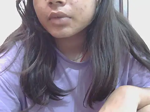הופעת וובקאם של Aleena_Singh