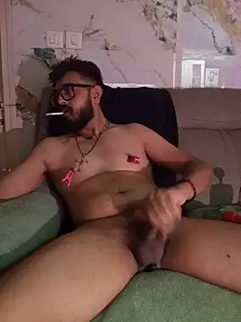 Show modela freakkydessi na web-kameri