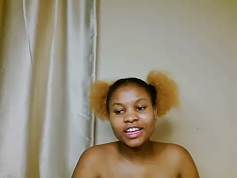 Swt_smilesn Live XXX chat