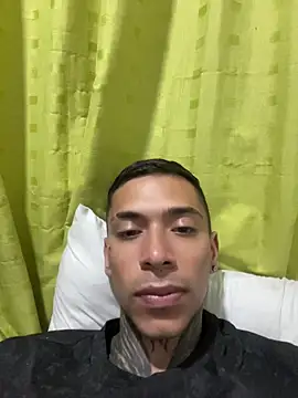 alejoggg1 Pertunjukan Webcam