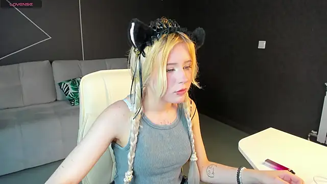 kikipeach 即時 XXX 聊天