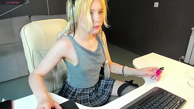 kikipeach Webcam-Show