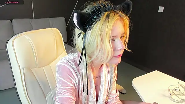 kikipeachのライブXXXチャット