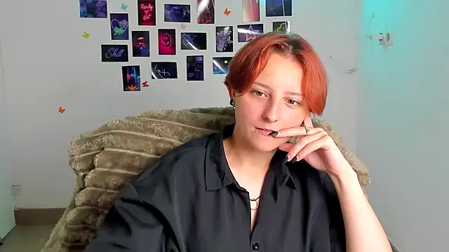 Dilara_Kiss_ Adlı Modelin Canlı XXX Sohbeti