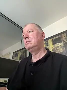 cumboy Show in webcam