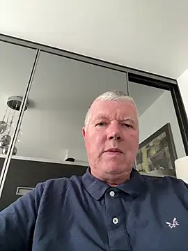 cumboy Show in webcam