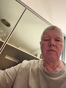 Show modela cumboy na web-kameri