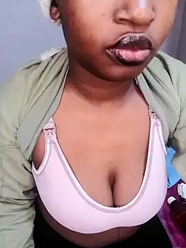 Cherryblush_2's Webcam Show