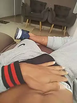 Show de roludo18cmrs na webcam