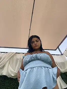 HoneyBunXXX's Webcam Show