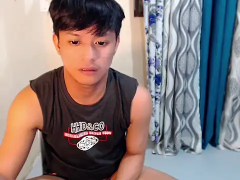 Show de kingdomcum96 na webcam