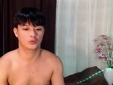 kingdomcum96 – Kamerová šou