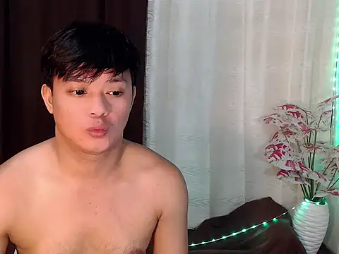 kingdomcum96 Webcamshow