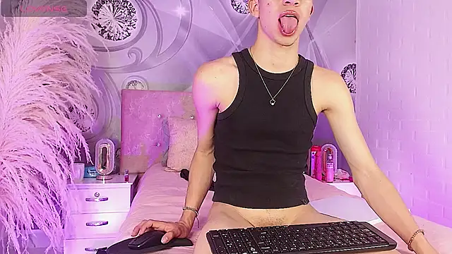 โชว์เว็บแคมของ Dilan_Femboy