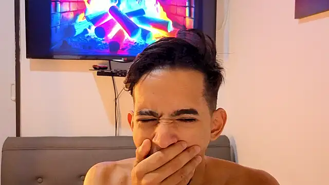 alexandro260 在線直播表演