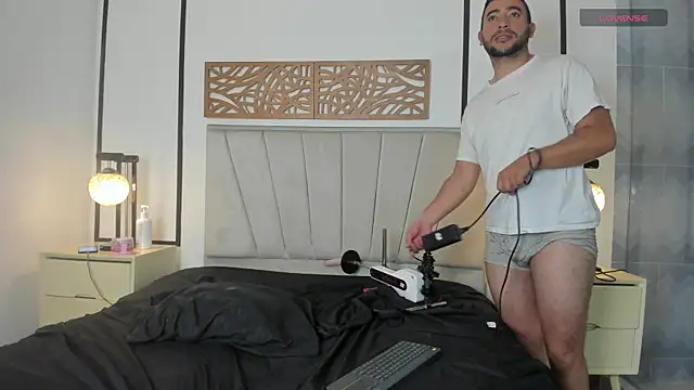 LunaAndDante Webcam Show