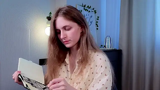 JuanaHussman Chat XXX live