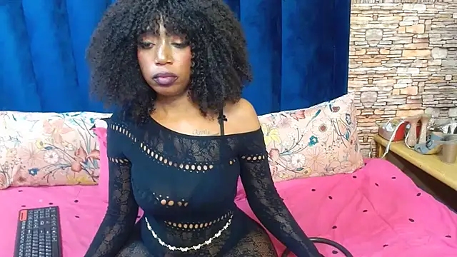 Audrey-Badass – Live XXX-chat