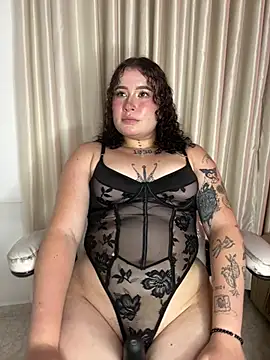 Show de Doll_Ivy na webcam