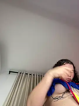 Chat +18 de Doll_Ivy ao vivo