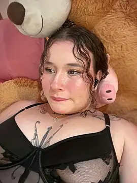Doll_Ivy Chat XXX in diretta