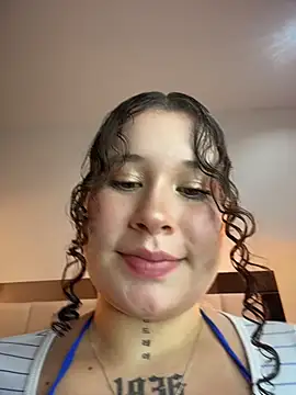 Czat XXX na żywo – Doll_Ivy
