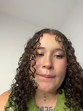 Czat XXX na żywo – Doll_Ivy
