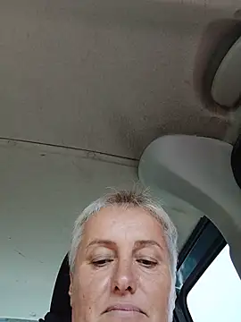 Živá chatovací místnost AngelDemon8