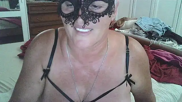 Chatroom XXX en direct de AngelDemon8