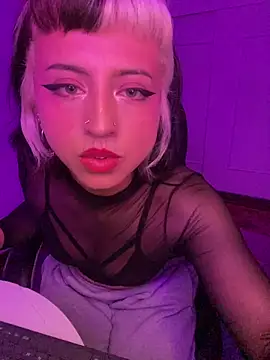 RebelKitty_ Show in webcam