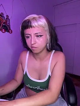 RebelKitty_'s Webcam Show