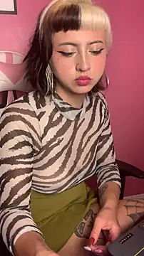 RebelKitty_'s Webcam Show