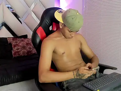 Show de nova_mitchell7 na webcam
