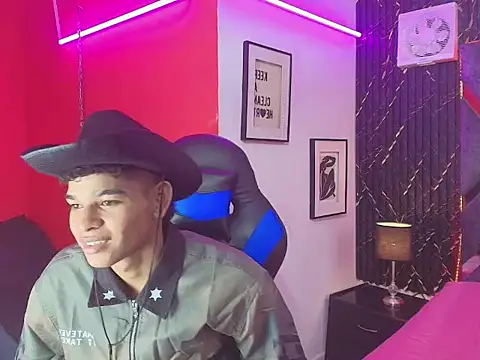 nova_mitchell7 Webcam-Show