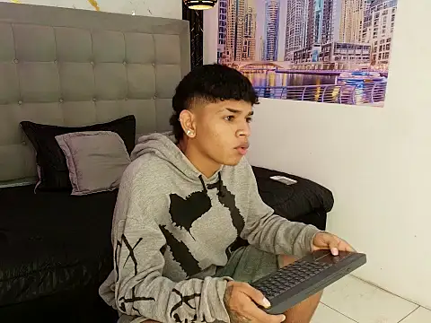 Show de nova_mitchell7 na webcam