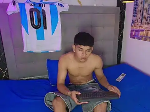 nova_mitchell7 webcam show