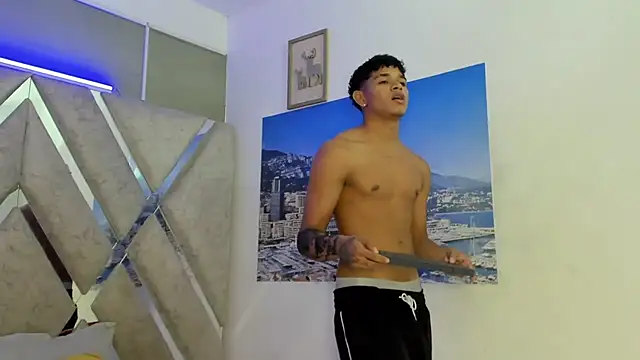 nova_mitchell7 Show Webcam