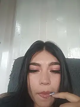 Chat XXX ao vivo de Gabriellaa27_