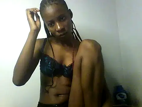 NightNursexx Adlı Modelin Canlı XXX Sohbeti