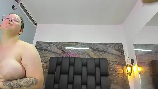 Sam_violetan Webbikameraesitys