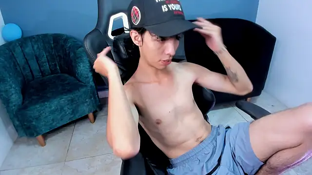 justin_twink20: вебкам-шоу