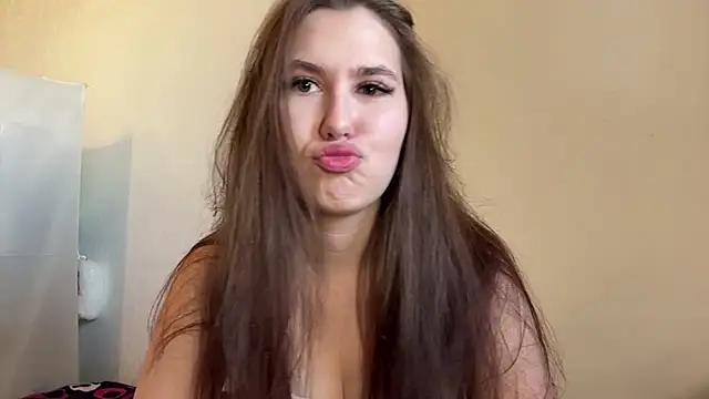 WavaRabuse's Webcam Show
