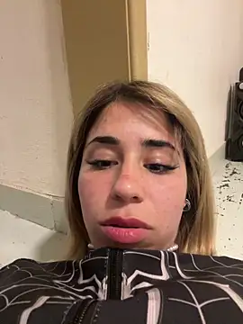 XXX chat uživo modela sashaaaaa2026