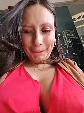 LIA--23's Live XXX Chat