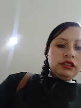 LIA--23 – webcam-show