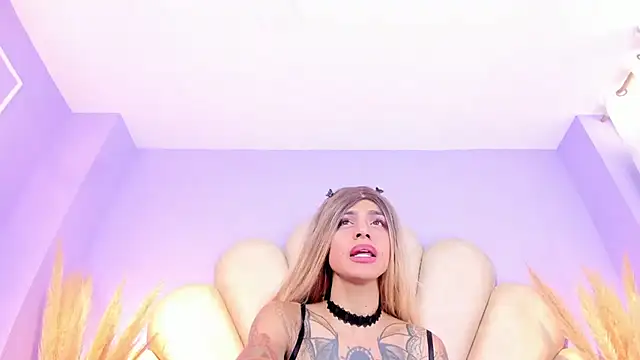 Coraline_Jones webcam show