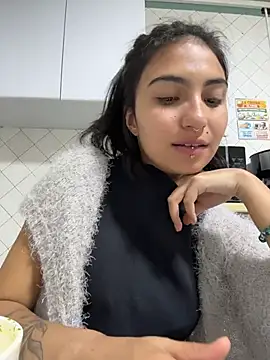 Velvet_Mysstic webcam show