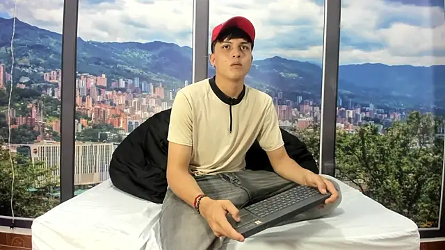 LiamRamirezz webkamerás műsora