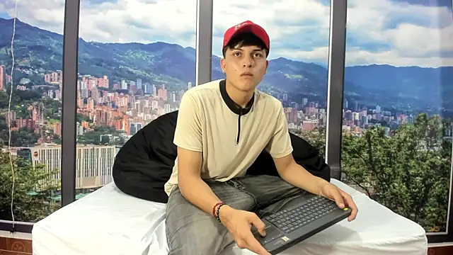 LiamRamirezz Webcamshow